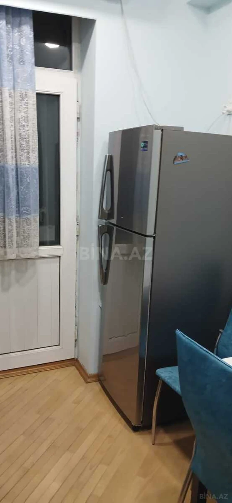 Kirayə verilir 2 otaqlı mənzil 100 m²