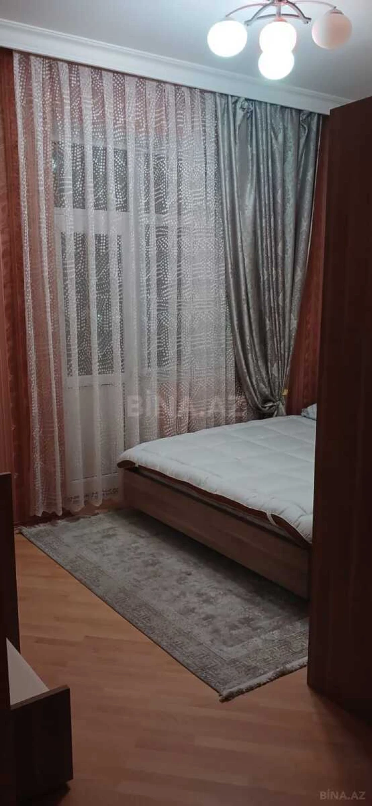 Kirayə verilir 2 otaqlı mənzil 100 m²