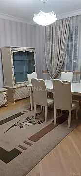 Kirayə verilir 2 otaqlı mənzil 100 m²