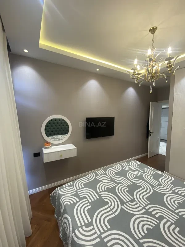 Satılır 2 otaqlı mənzil 65 m²