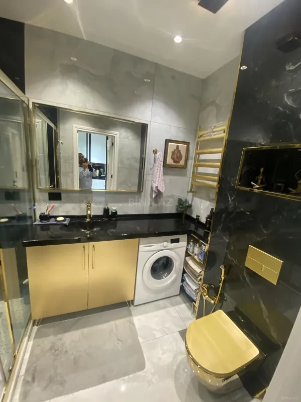 Satılır 2 otaqlı mənzil 65 m²