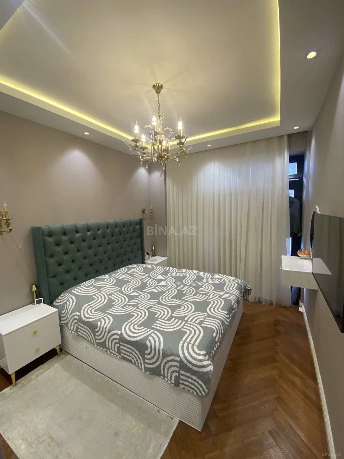 Satılır 2 otaqlı mənzil 65 m²