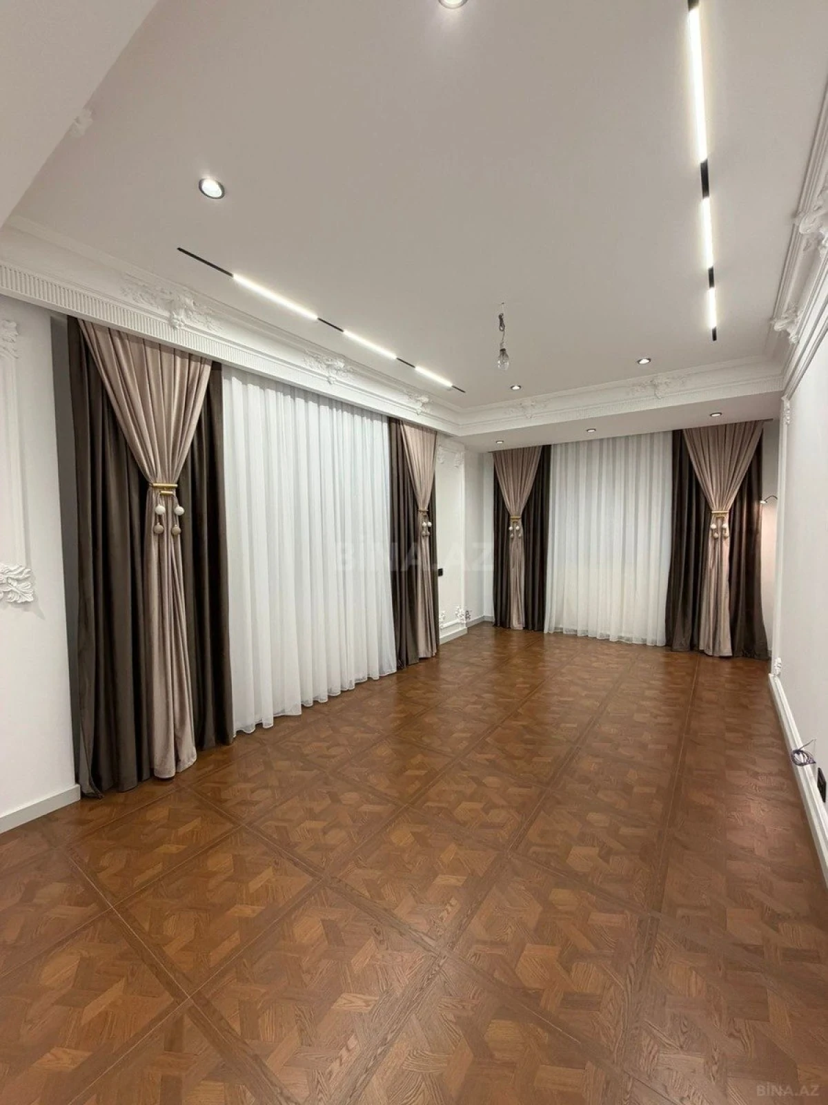 Satılır 3 otaqlı mənzil 100 m²