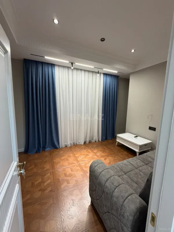Satılır 3 otaqlı mənzil 100 m²