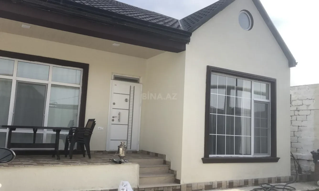 Satılır 3 otaqlı həyət evi 100 m²