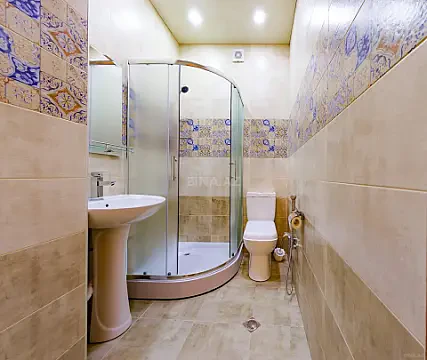 Kirayə verilir obyekt 170 m²