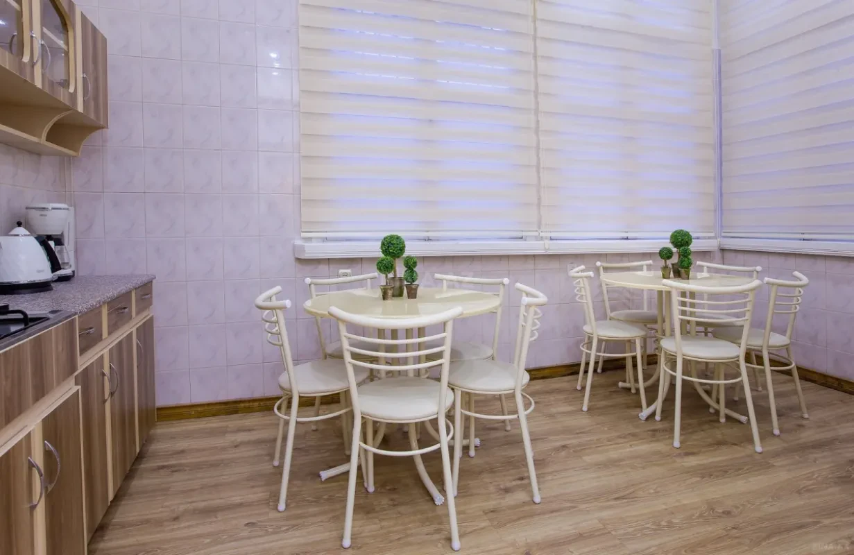 Kirayə verilir obyekt 170 m²