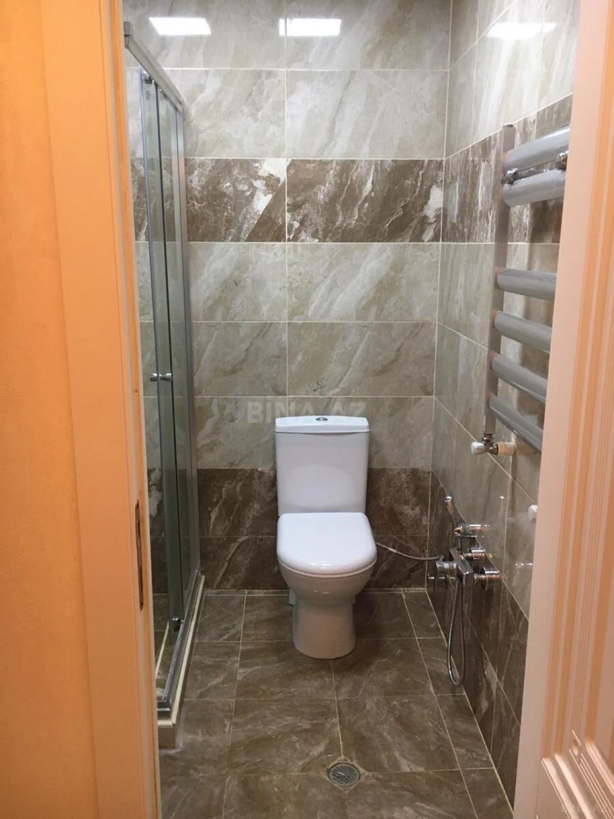 Satılır 2 otaqlı mənzil 43 m²