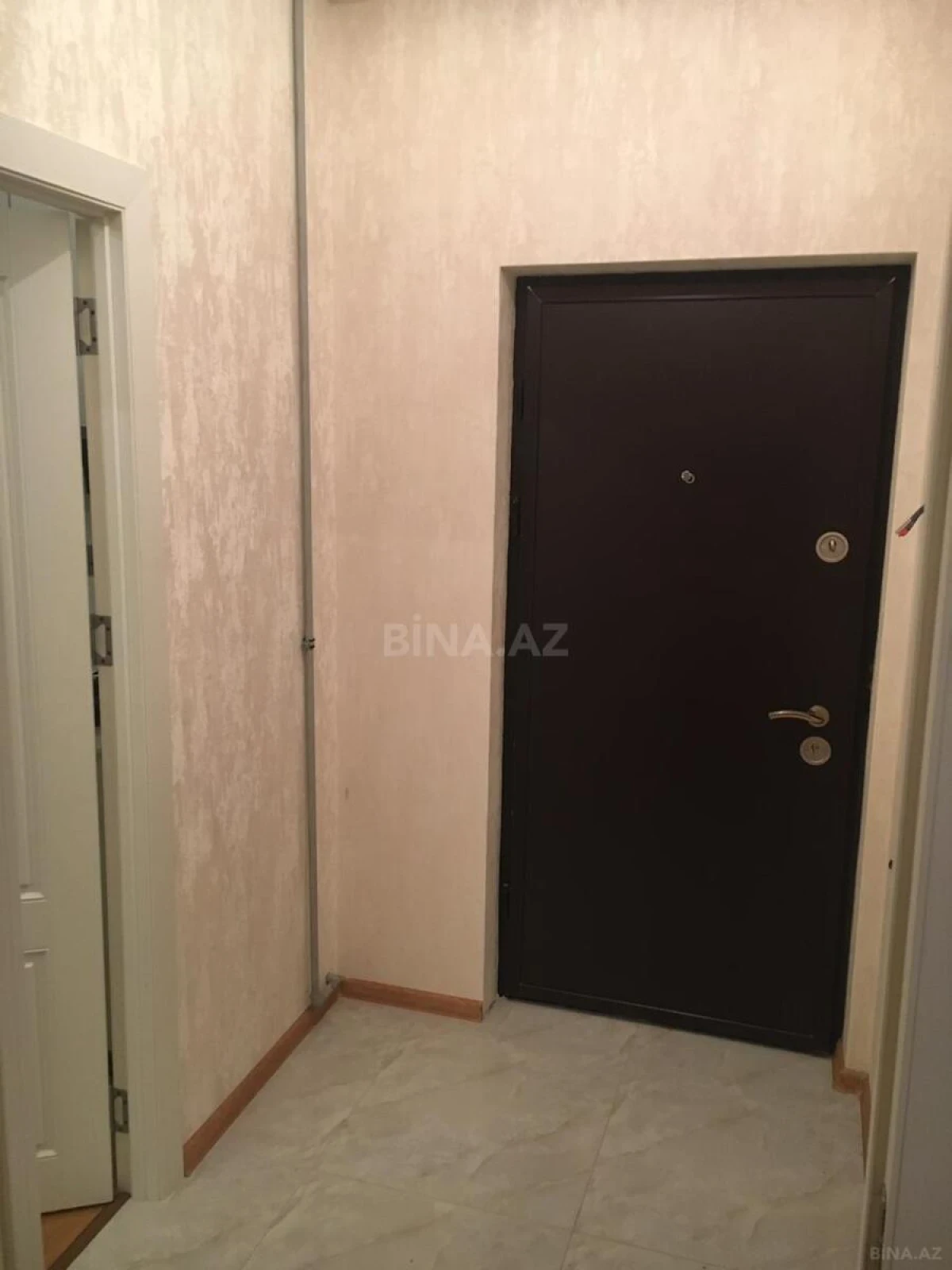 Satılır 2 otaqlı mənzil 43 m²