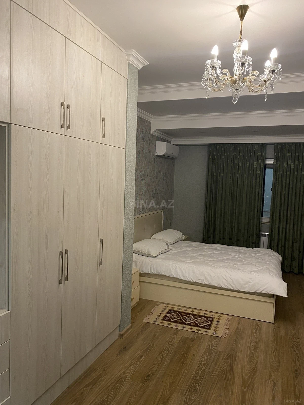Kirayə verilir 2 otaqlı mənzil 73 m²