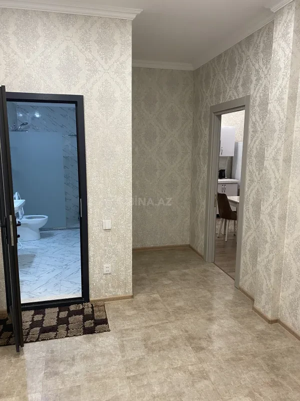 Kirayə verilir 2 otaqlı mənzil 73 m²