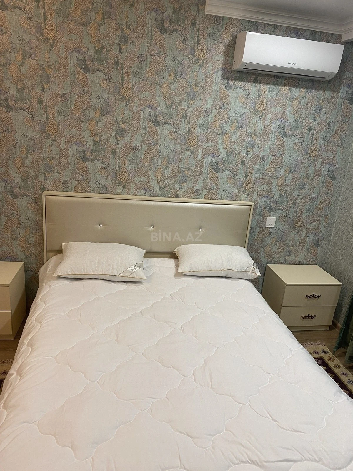 Kirayə verilir 2 otaqlı mənzil 73 m²