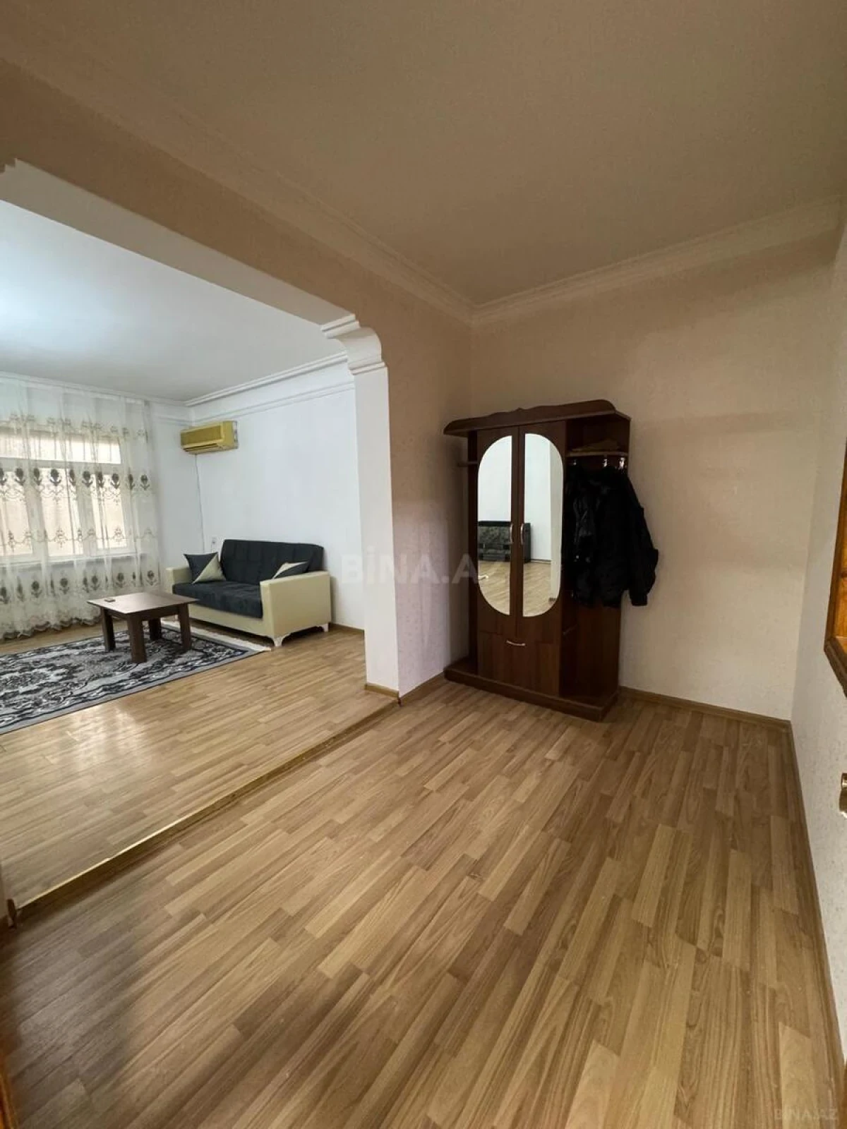 Satılır 2 otaqlı mənzil 45 m²