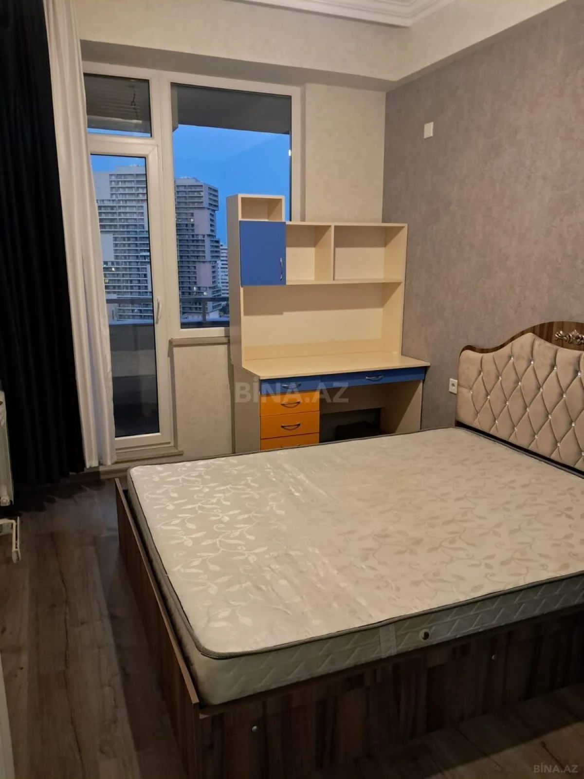 Kirayə verilir 2 otaqlı mənzil 55 m²