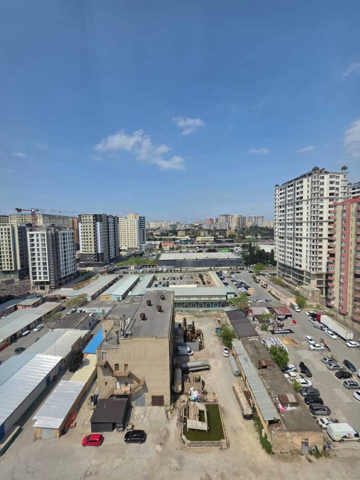 Kirayə verilir 3 otaqlı mənzil 120 m²