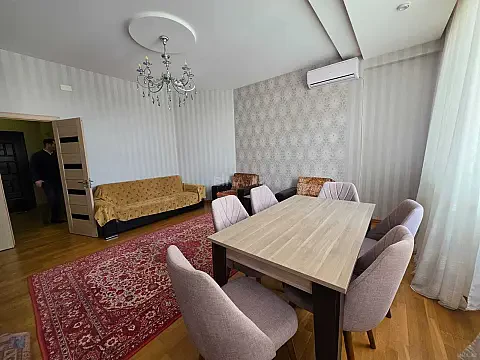 Kirayə verilir 3 otaqlı mənzil 120 m² — Bakı, Xətai 3 otaq 120.00 m²