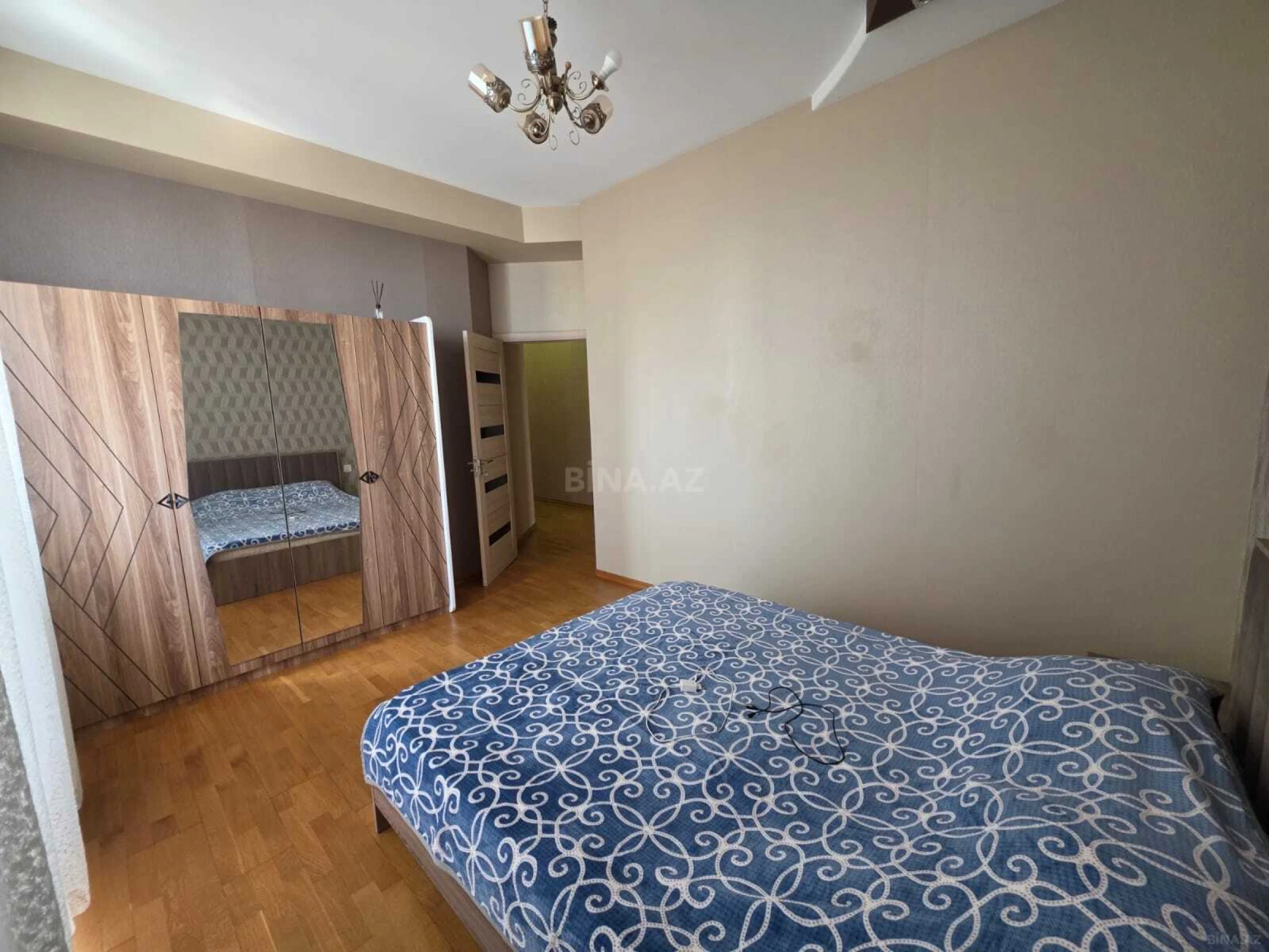 Kirayə verilir 3 otaqlı mənzil 120 m²