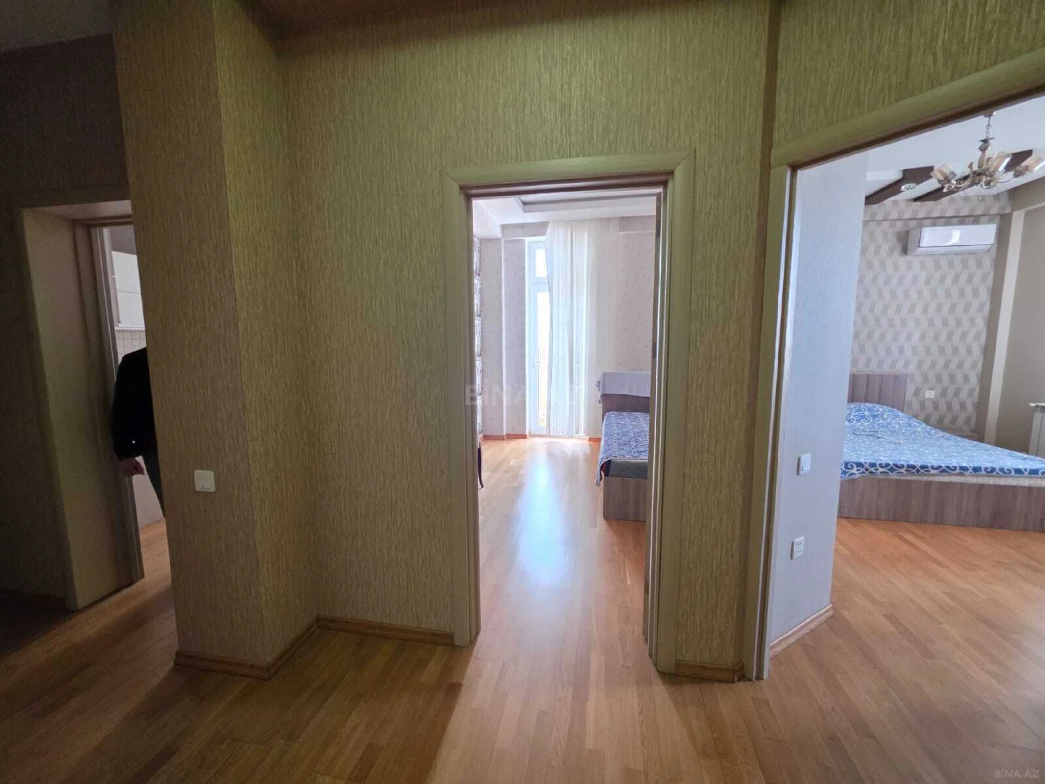 Kirayə verilir 3 otaqlı mənzil 120 m²