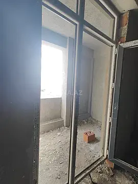 Satılır 3 otaqlı mənzil 145 m²
