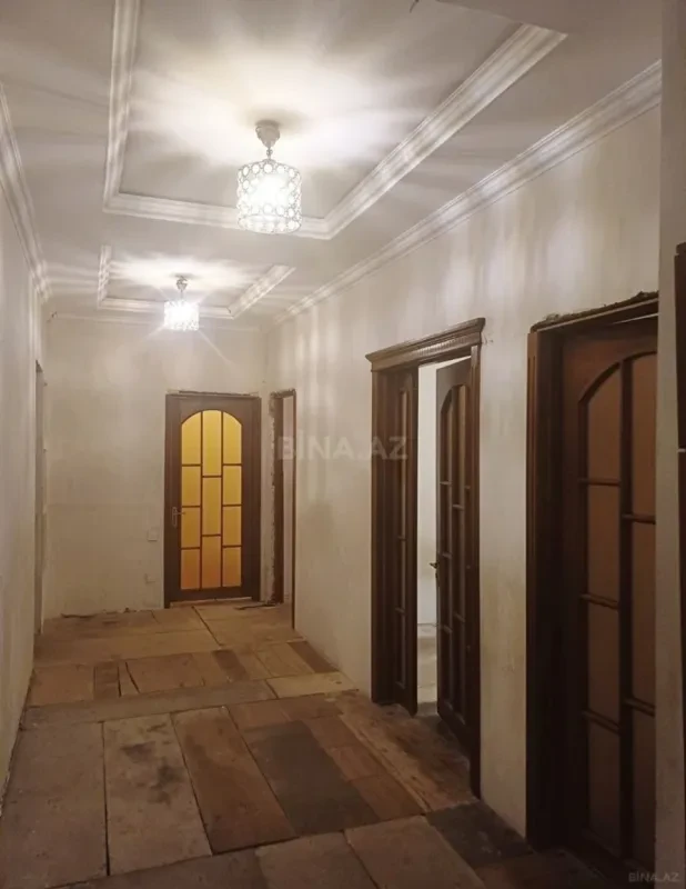 Satılır 3 otaqlı mənzil 120 m²