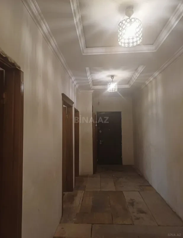 Satılır 3 otaqlı mənzil 120 m²