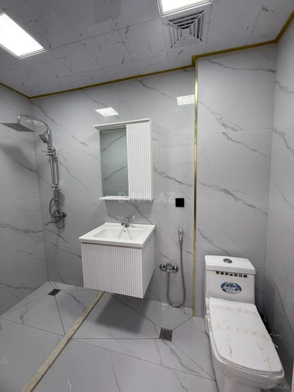 Satılır 2 otaqlı mənzil 60 m²