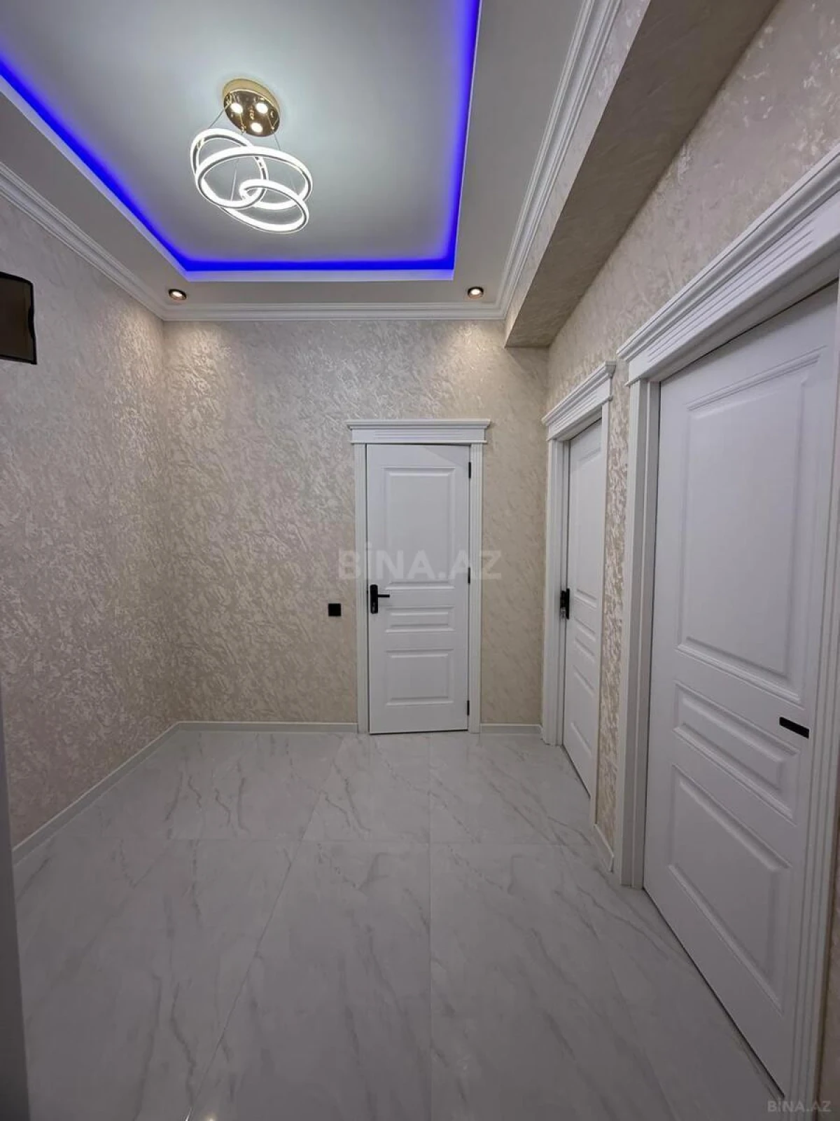 Satılır 2 otaqlı mənzil 60 m²