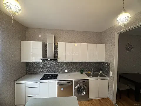 Kirayə verilir 3 otaqlı mənzil 100 m²