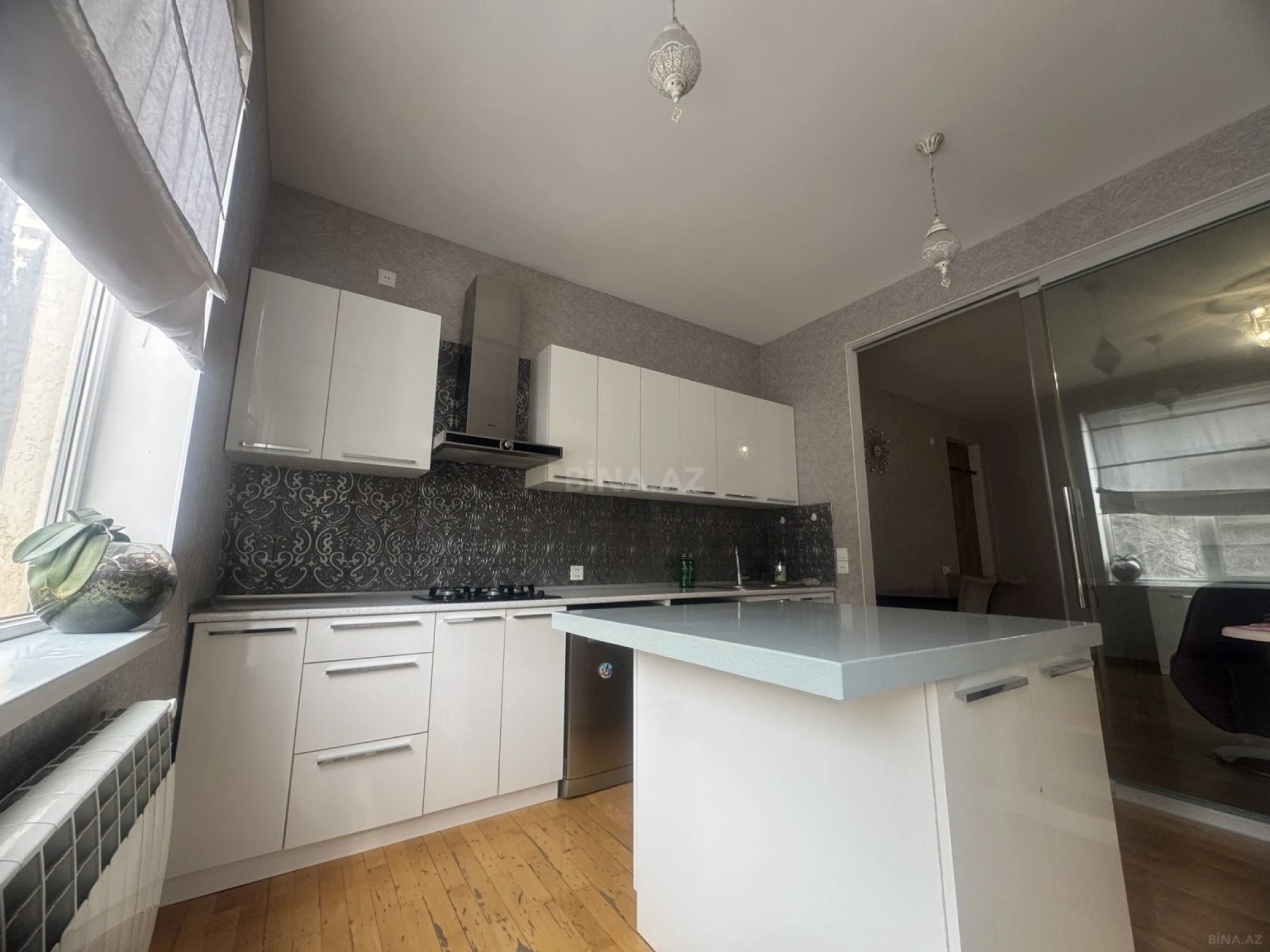 Kirayə verilir 3 otaqlı mənzil 100 m²