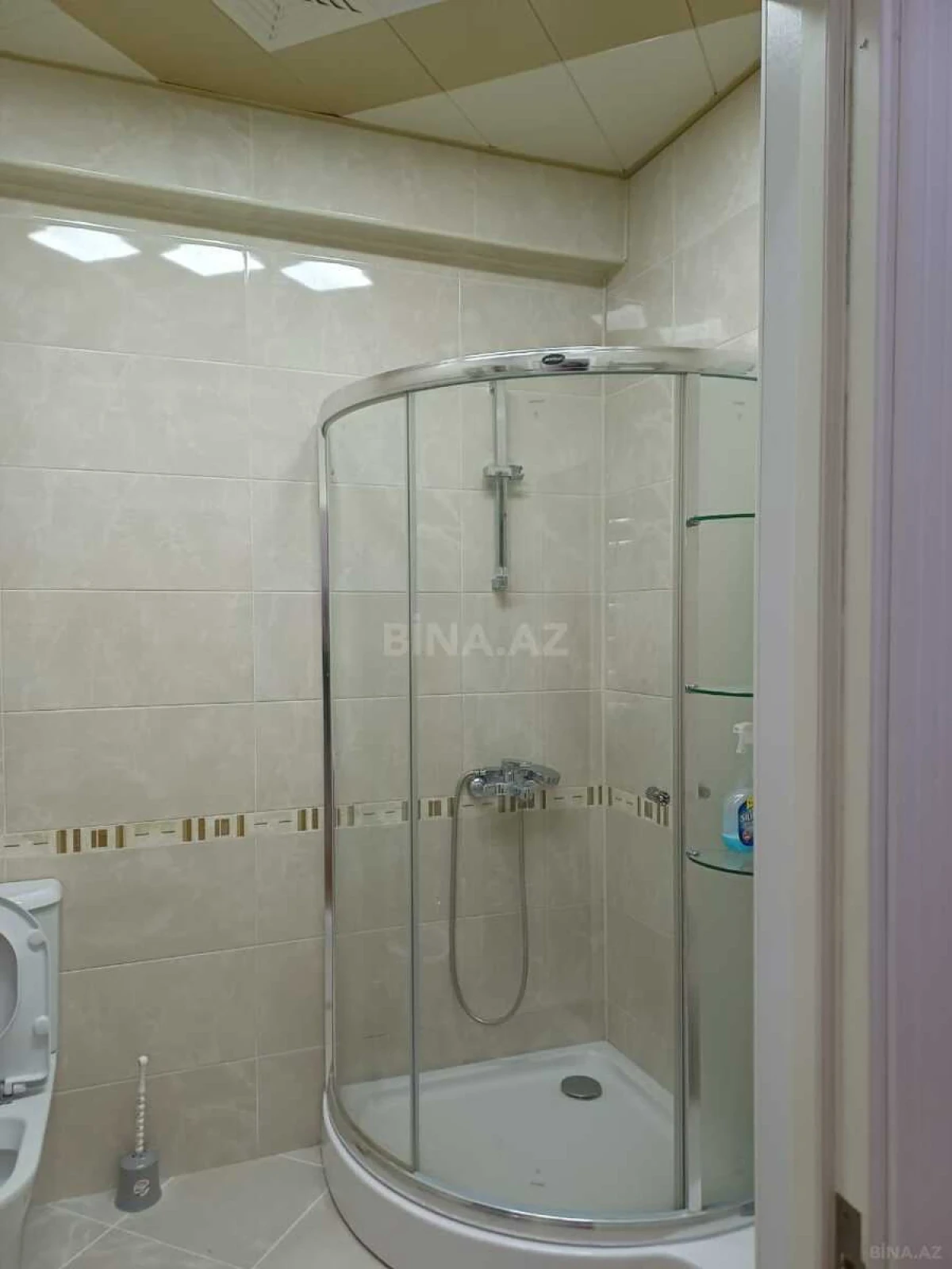 Kirayə verilir 2 otaqlı mənzil 1 m²