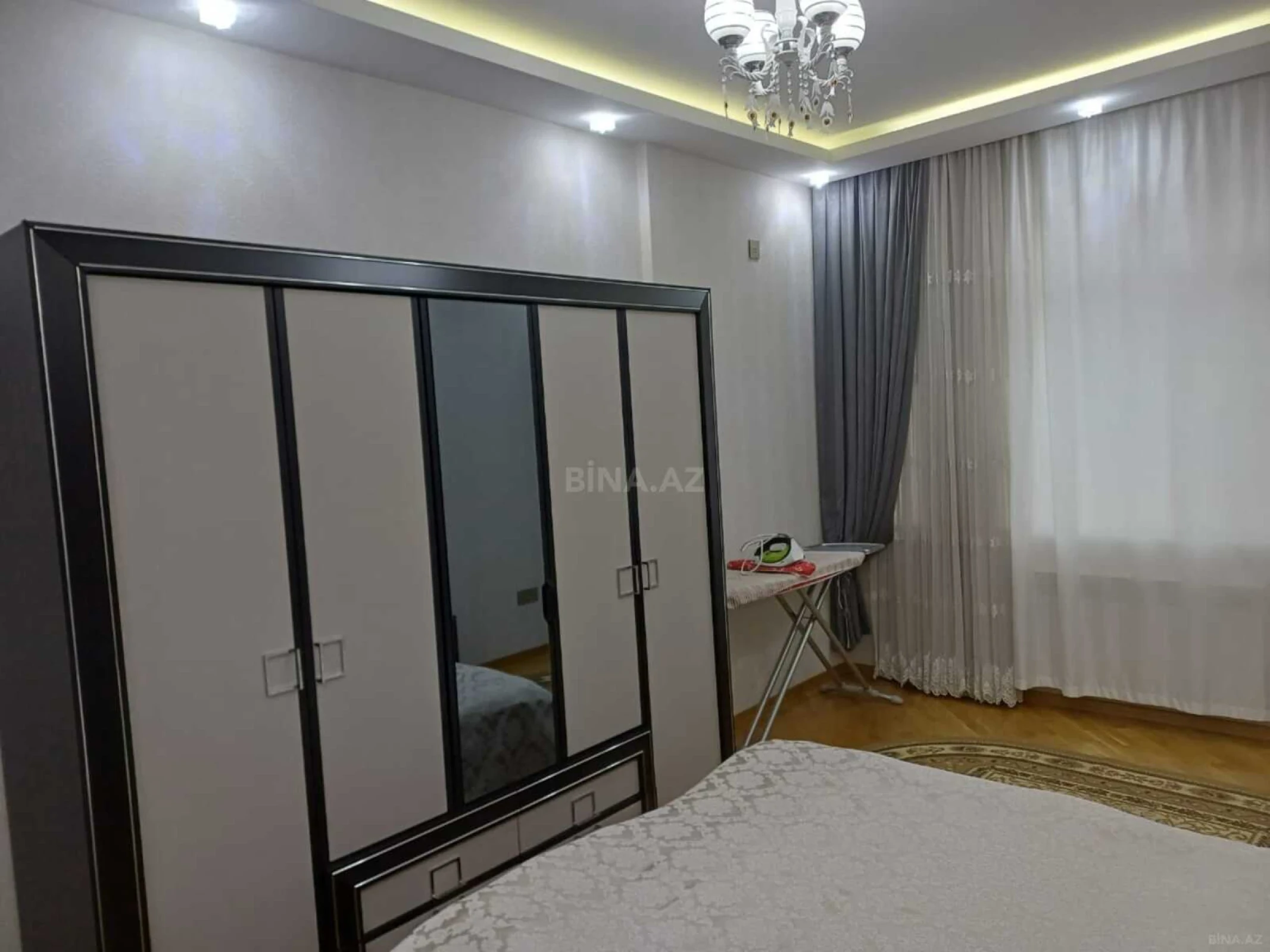 Kirayə verilir 2 otaqlı mənzil 1 m²