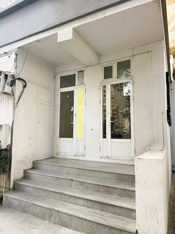 Kirayə verilir obyekt 15 m²
