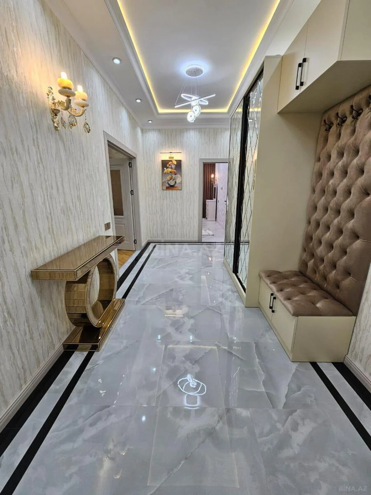 Kirayə verilir 3 otaqlı mənzil 140 m²