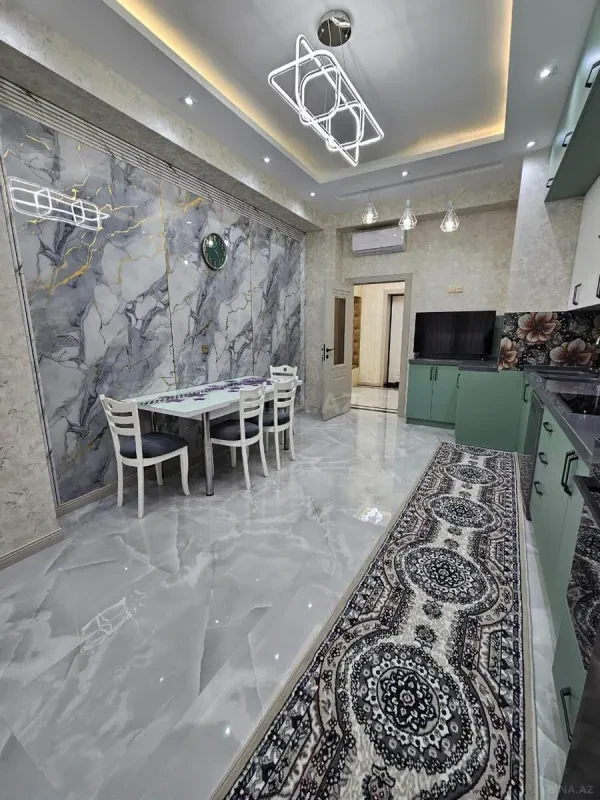 Kirayə verilir 3 otaqlı mənzil 140 m²