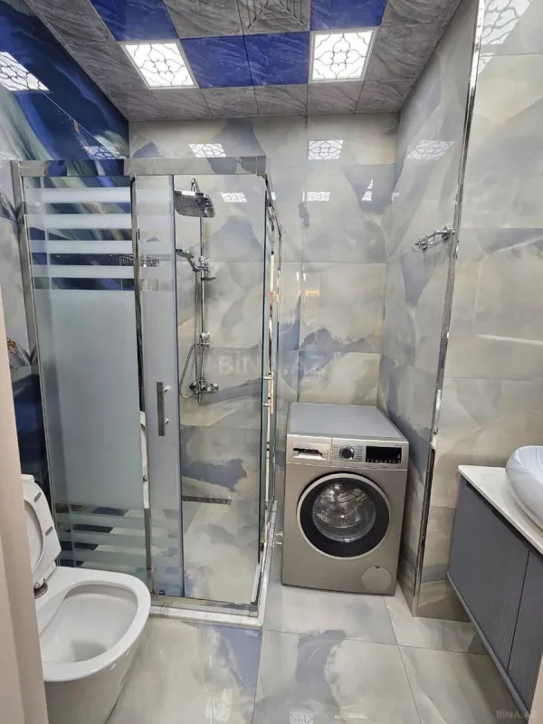 Kirayə verilir 3 otaqlı mənzil 140 m²