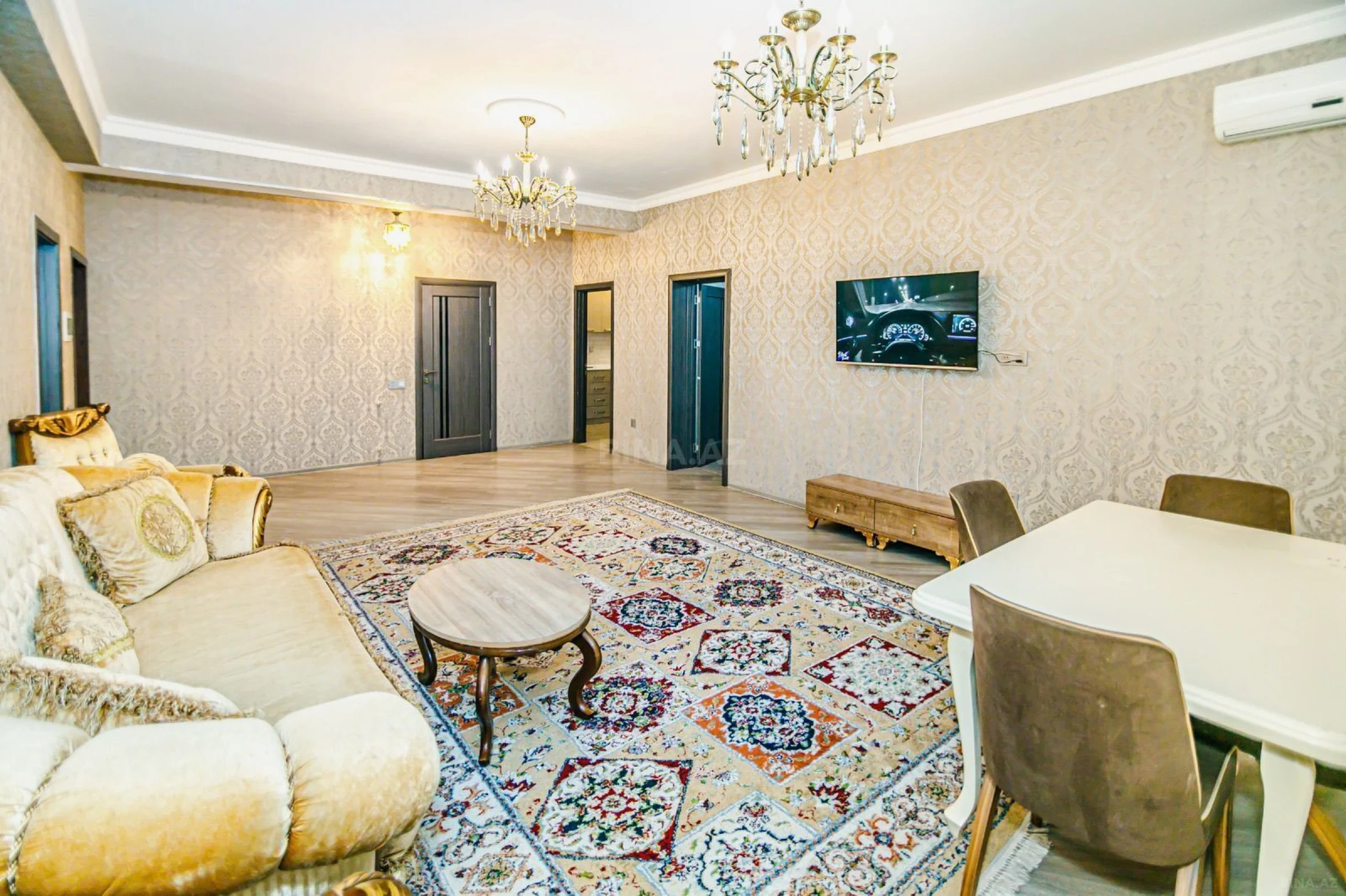 Kirayə verilir 3 otaqlı mənzil 130 m²