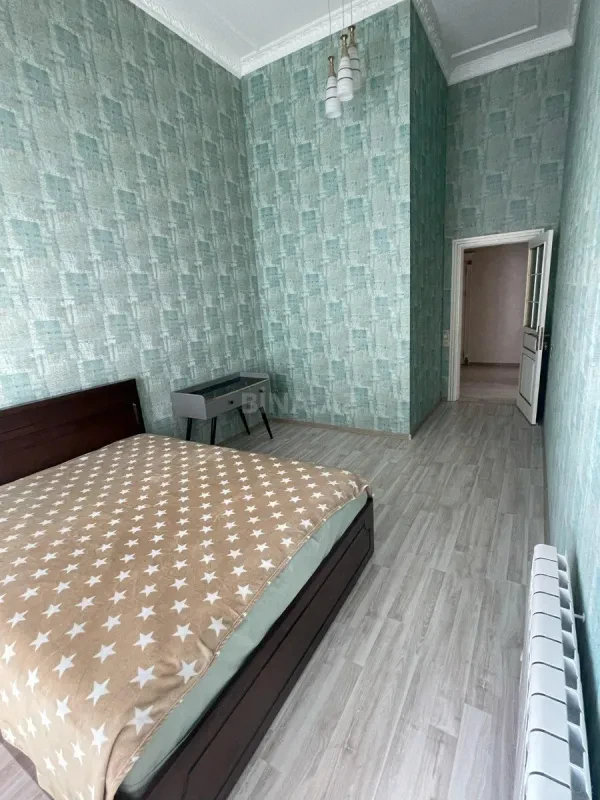 Satılır 3 otaqlı mənzil 116 m²