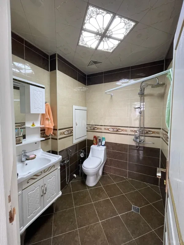 Satılır 3 otaqlı mənzil 116 m²