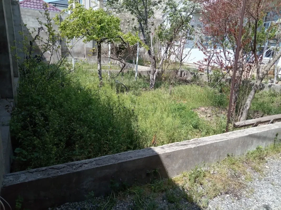 Satılır 6 otaqlı həyət evi 220 m²