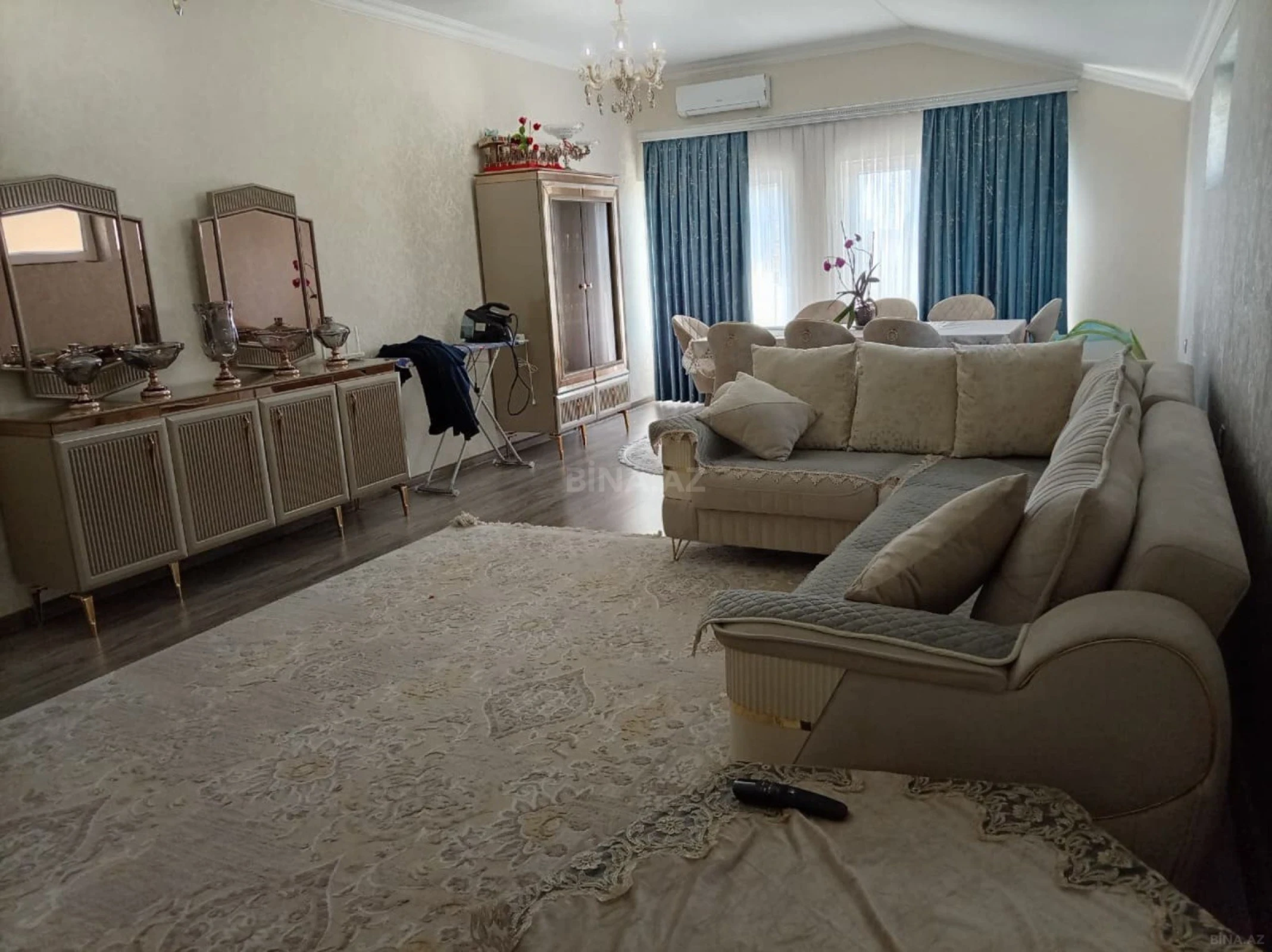 Satılır 6 otaqlı həyət evi 220 m²