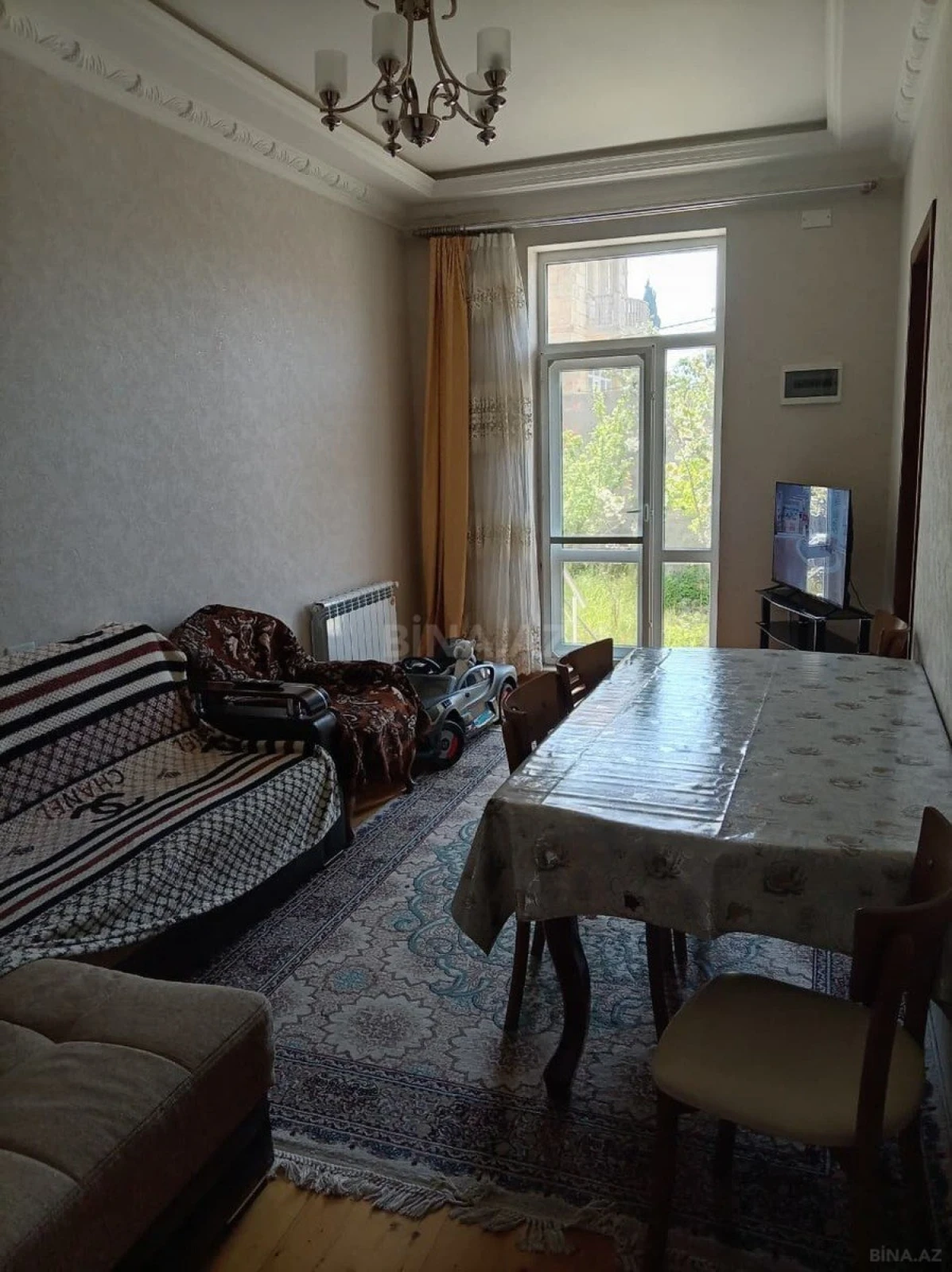 Satılır 6 otaqlı həyət evi 220 m²