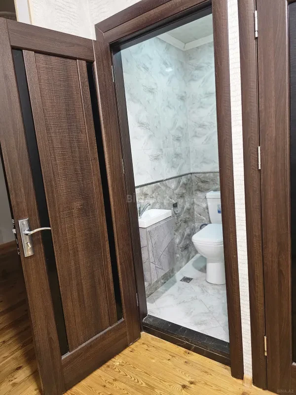 Kirayə verilir 2 otaqlı mənzil 82 m²