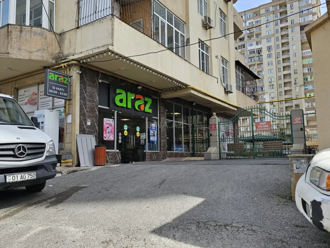 Kirayə verilir 2 otaqlı mənzil 82 m²