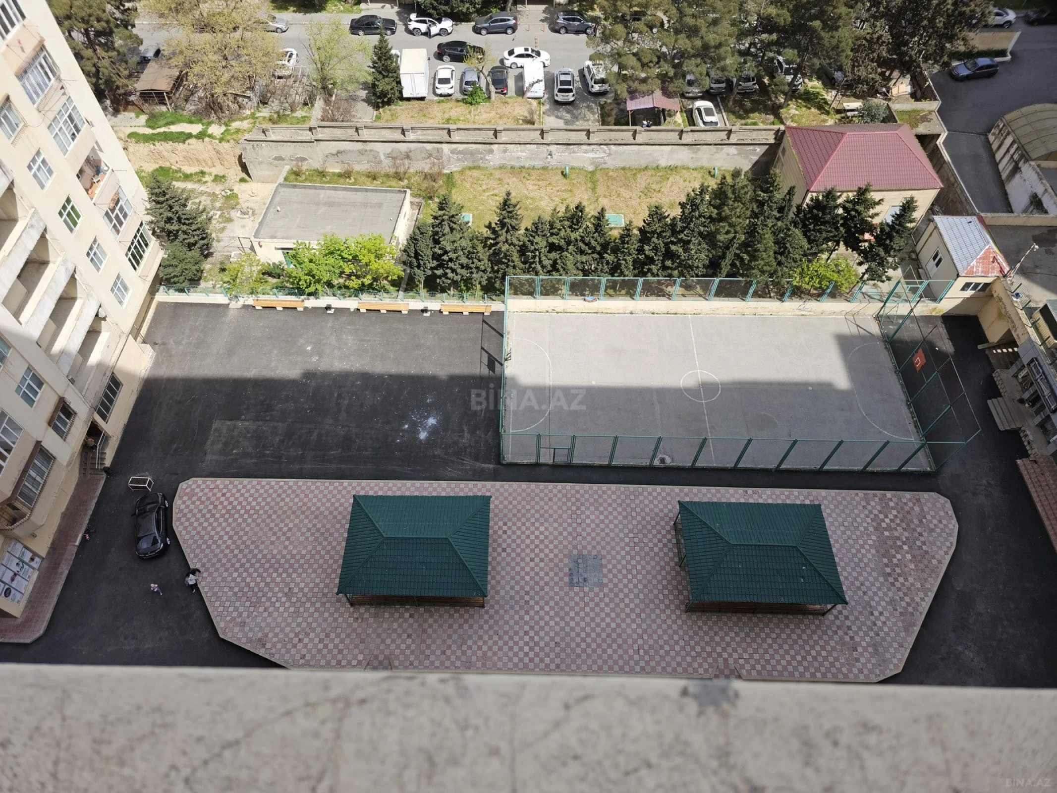 Kirayə verilir 2 otaqlı mənzil 82 m²