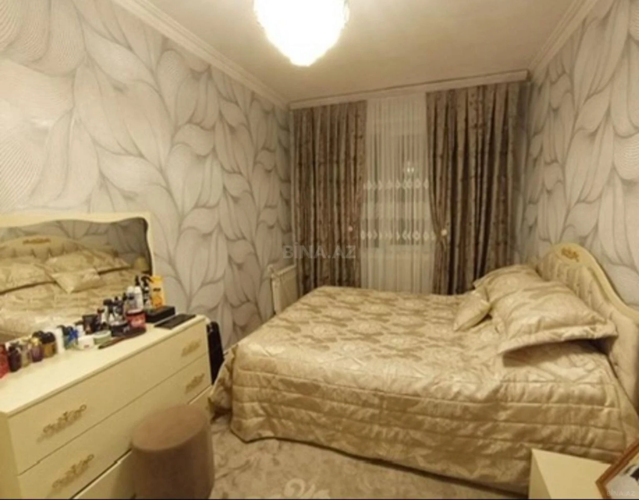 Satılır 3 otaqlı mənzil 90 m²