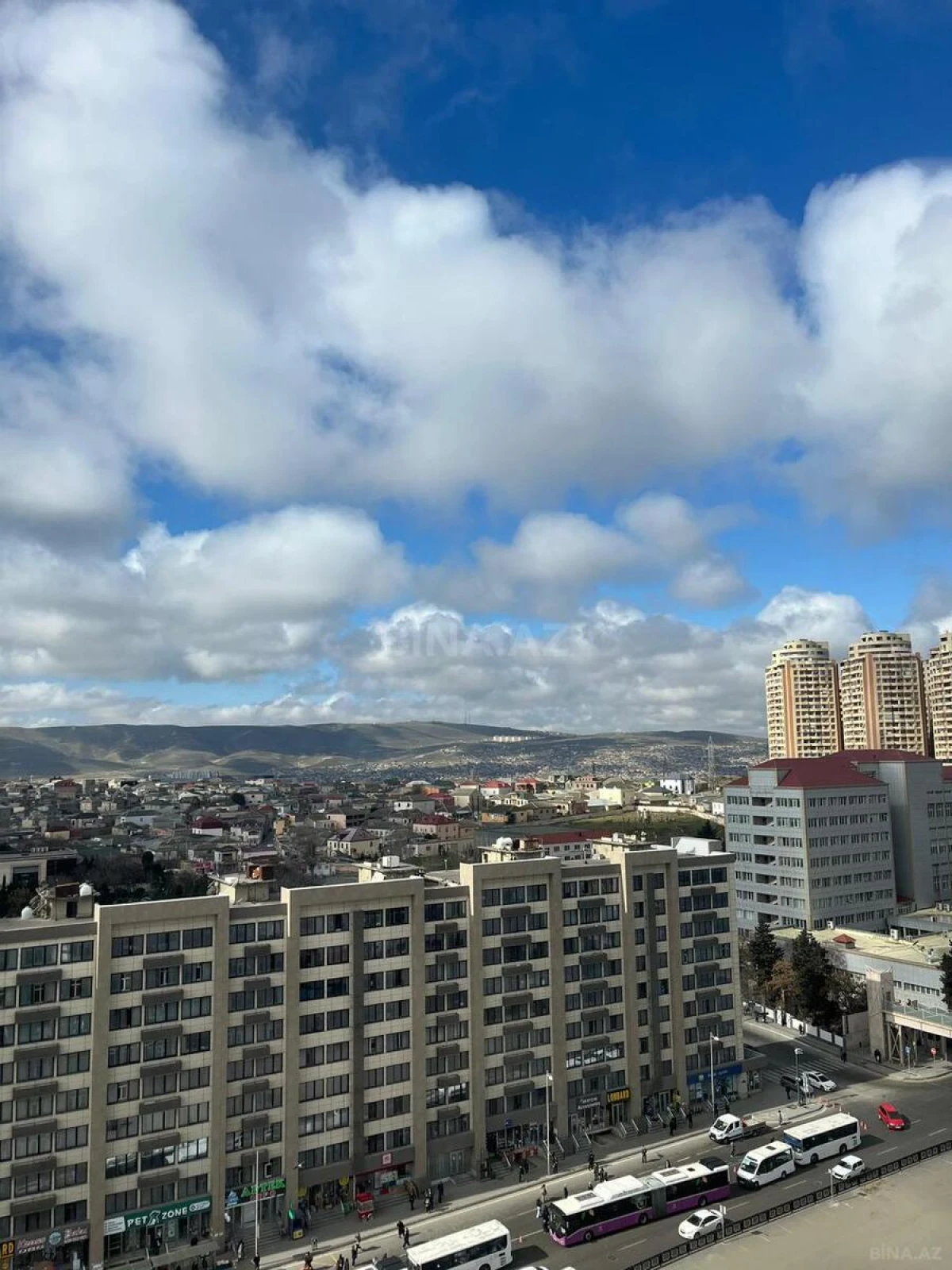 Satılır 3 otaqlı mənzil 90 m²