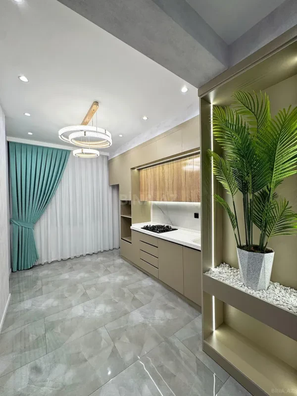 Satılır 2 otaqlı mənzil 82 m²