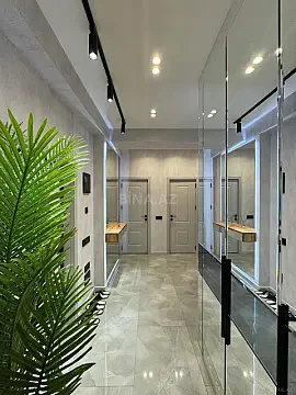 Satılır 2 otaqlı mənzil 82 m²