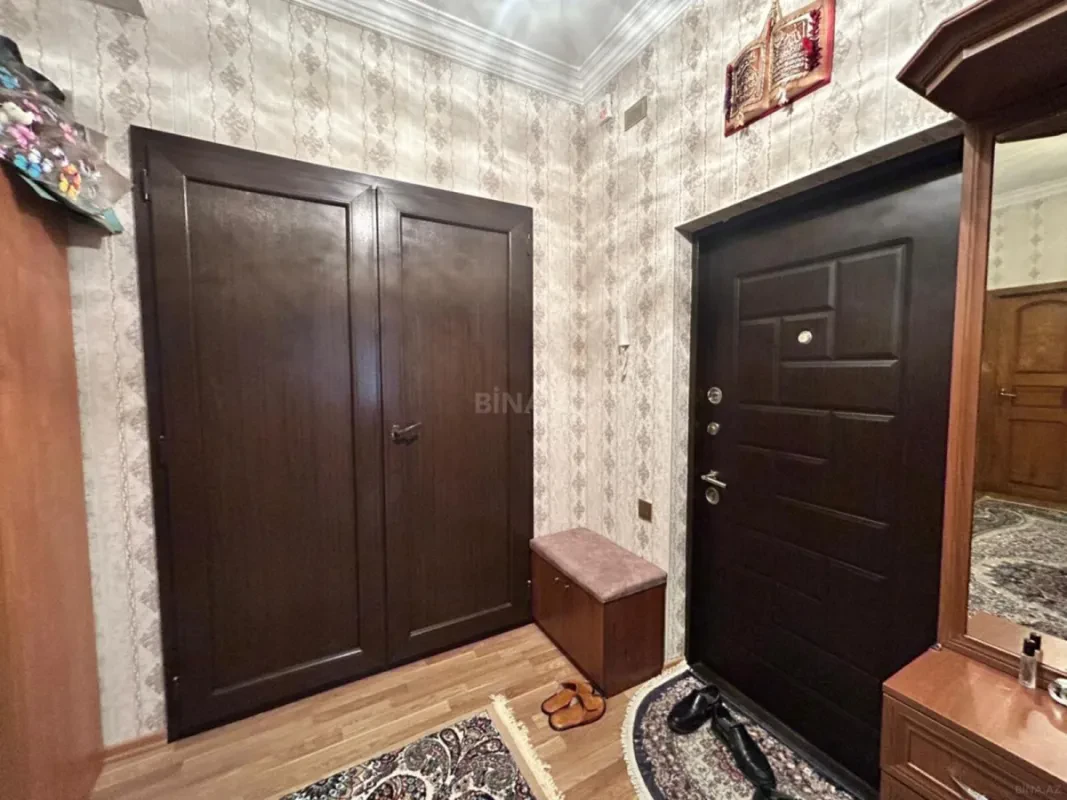Satılır 2 otaqlı mənzil 95 m²