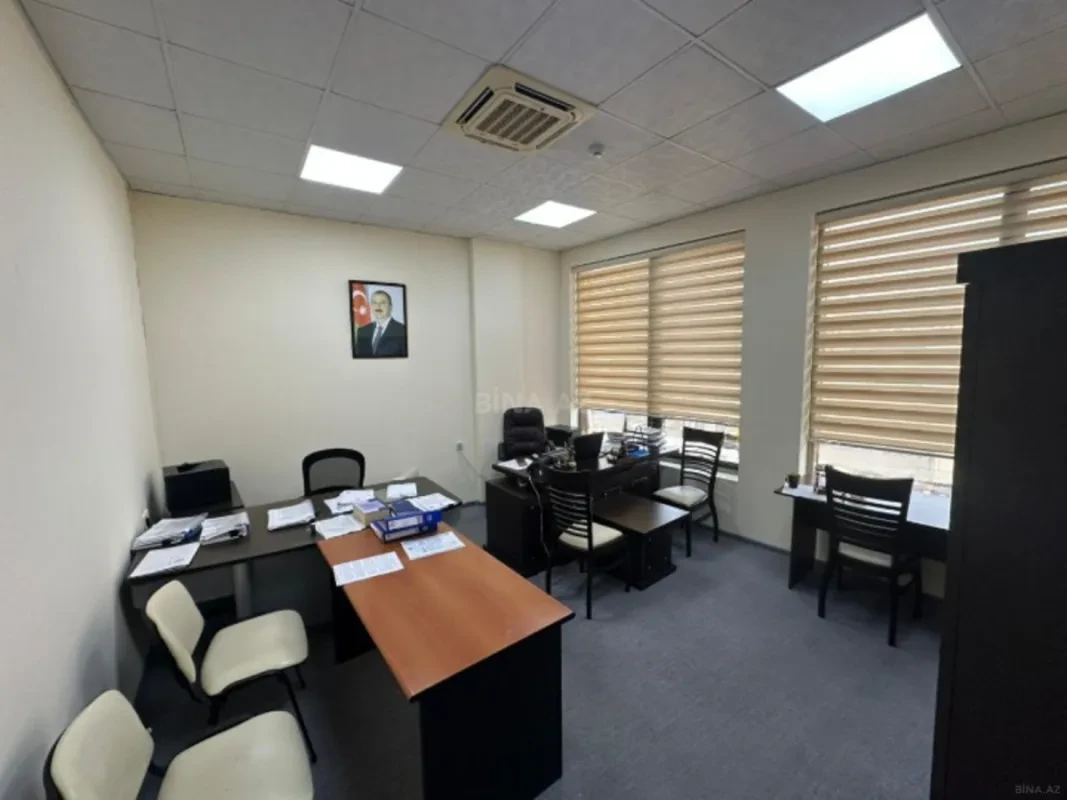 Kirayə verilir 4 otaqlı ofis 200 m²